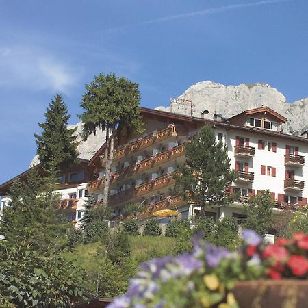 Hotel Catinaccio Rosengarten โมเอนา ภายนอก รูปภาพ