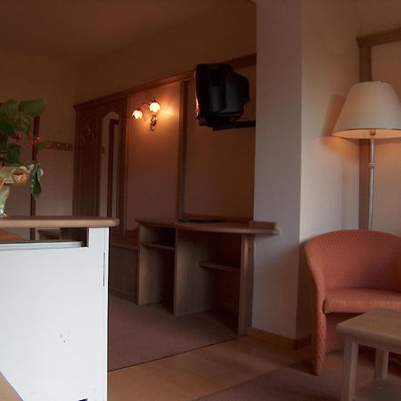 Hotel Catinaccio Rosengarten โมเอนา ภายนอก รูปภาพ